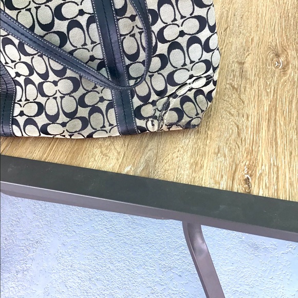 Price reduced Vintage Coach Tote - Picture 9 of 14